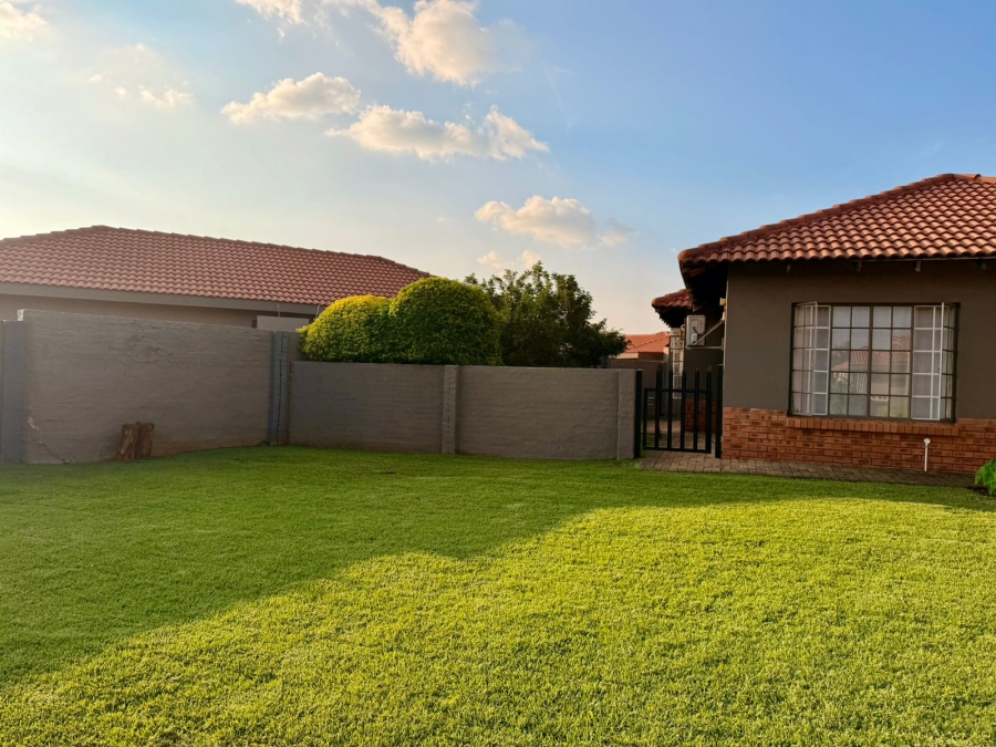 3 Bedroom Property for Sale in Waterkloof East North West